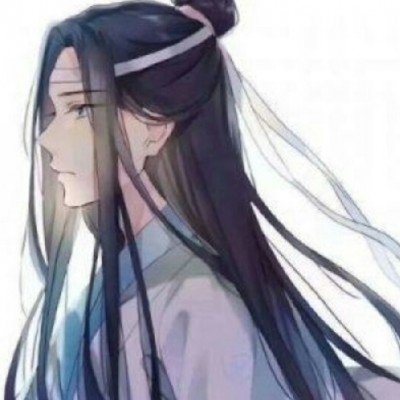 女子睡觉被15斤猫咪压致手腕骨折